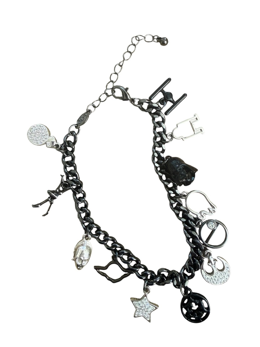 STAR WARS Charm Bracelet w/Icon characters Never worn from Witch’s Estate Sale